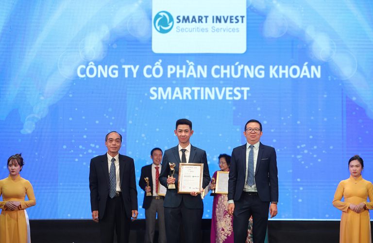 CHỨNG KHOÁN SMART INVEST (AAS) ĐƯỢC VINH DANH TOP 10 THƯƠNG HIỆU HÀNG ĐẦU ASEAN NĂM 2023