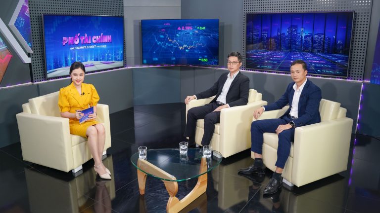CHUYÊN GIA SMART INVEST: CHỨNG KHOÁN CÓ THỂ TIẾP TỤC XU HƯỚNG TĂNG GIÁ TRONG GIAI ĐOẠN CUỐI NĂM 2023 VÀ ĐẦU NĂM 2024