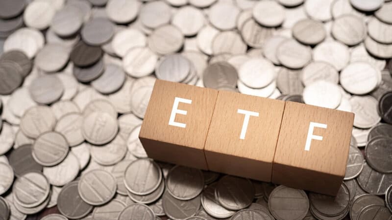 Chứng chỉ quỹ và ETF