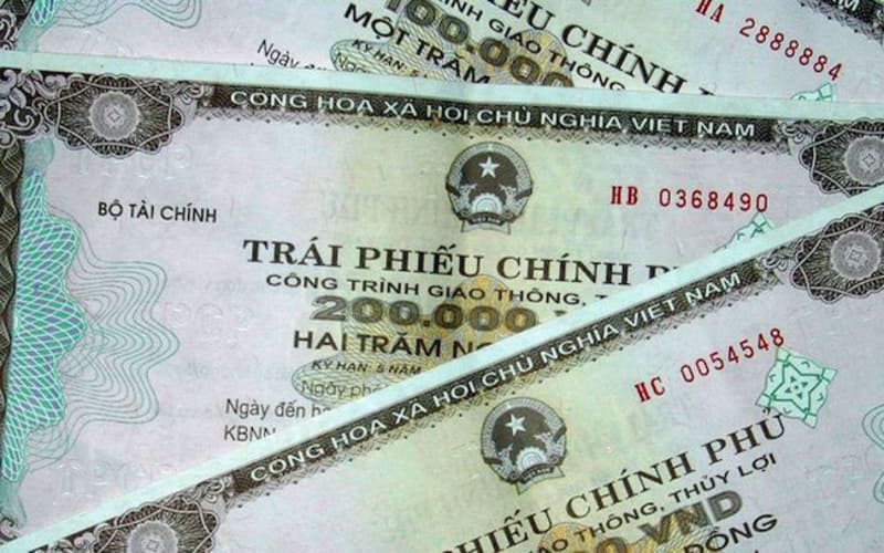 Lãi suất trái phiếu chính phủ 10 năm có vai trò là lãi suất chuẩn của thị trường.