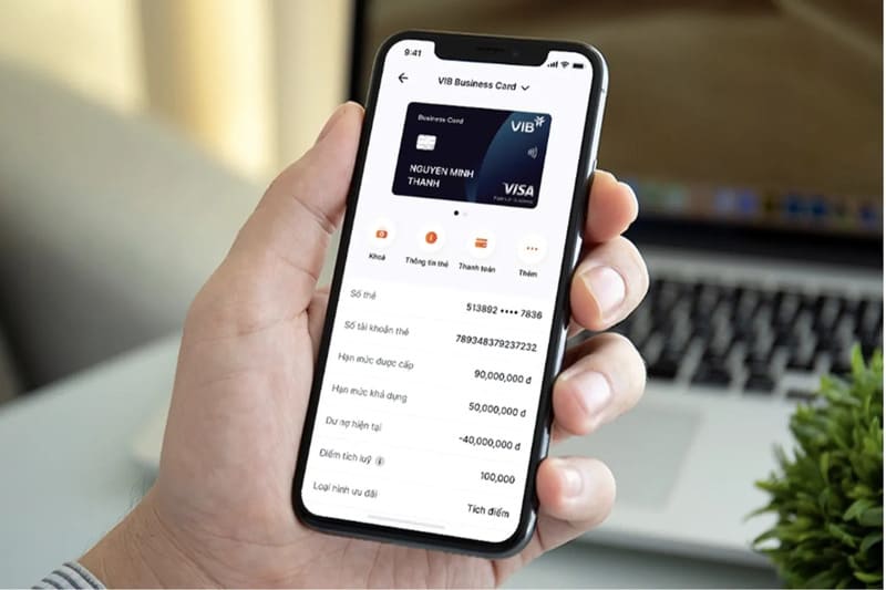 Trả nợ bằng tiền có sẵn trong tài khoản