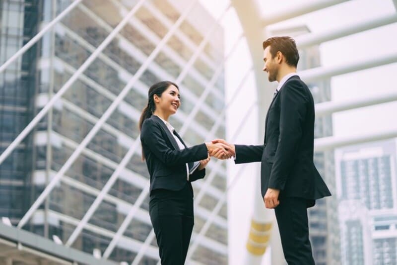 Có nên dùng dịch vụ quản lý tài sản? Lợi ích và những điều cần cân nhắc 9 Đội ngũ chuyên môn của dịch vụ quản lý tài sản