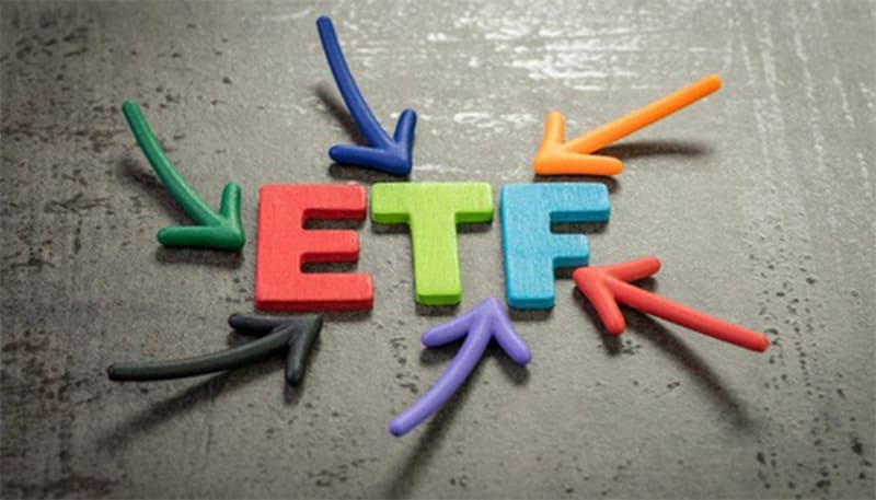ETF tracking là gì?