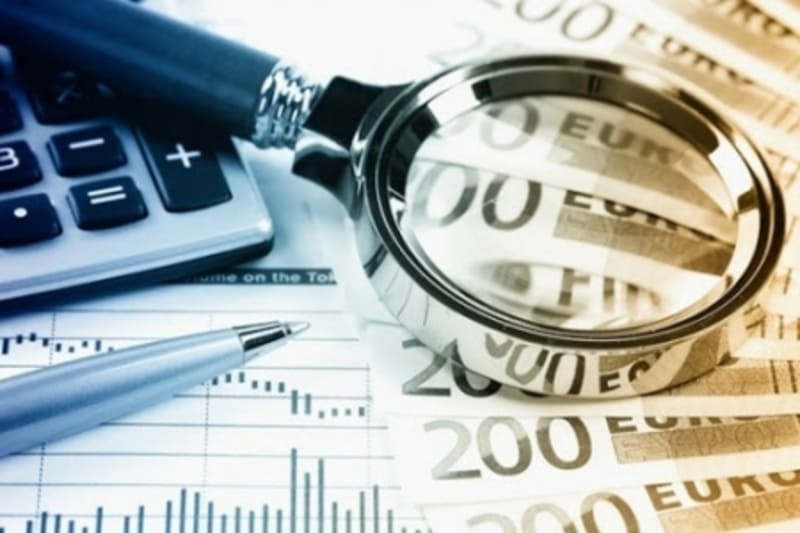 Nhà đầu tư cần lưu ý gì trong mùa công bố báo cáo tài chính?