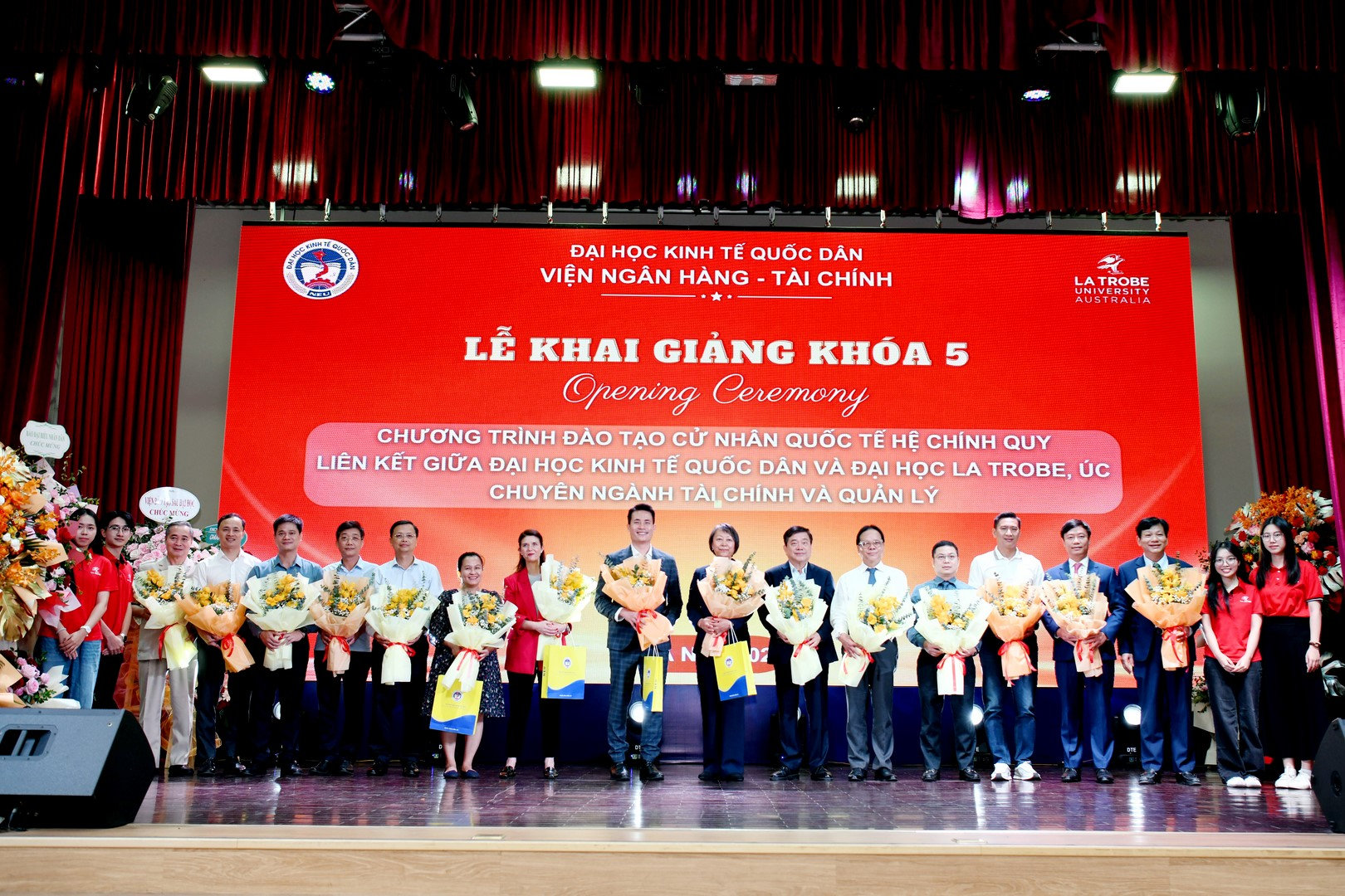 🎓 AAS ĐỒNG HÀNH CÙNG THẾ HỆ TRẺ TRÊN HÀNH TRÌNH KIẾN TẠO TƯƠNG LAI